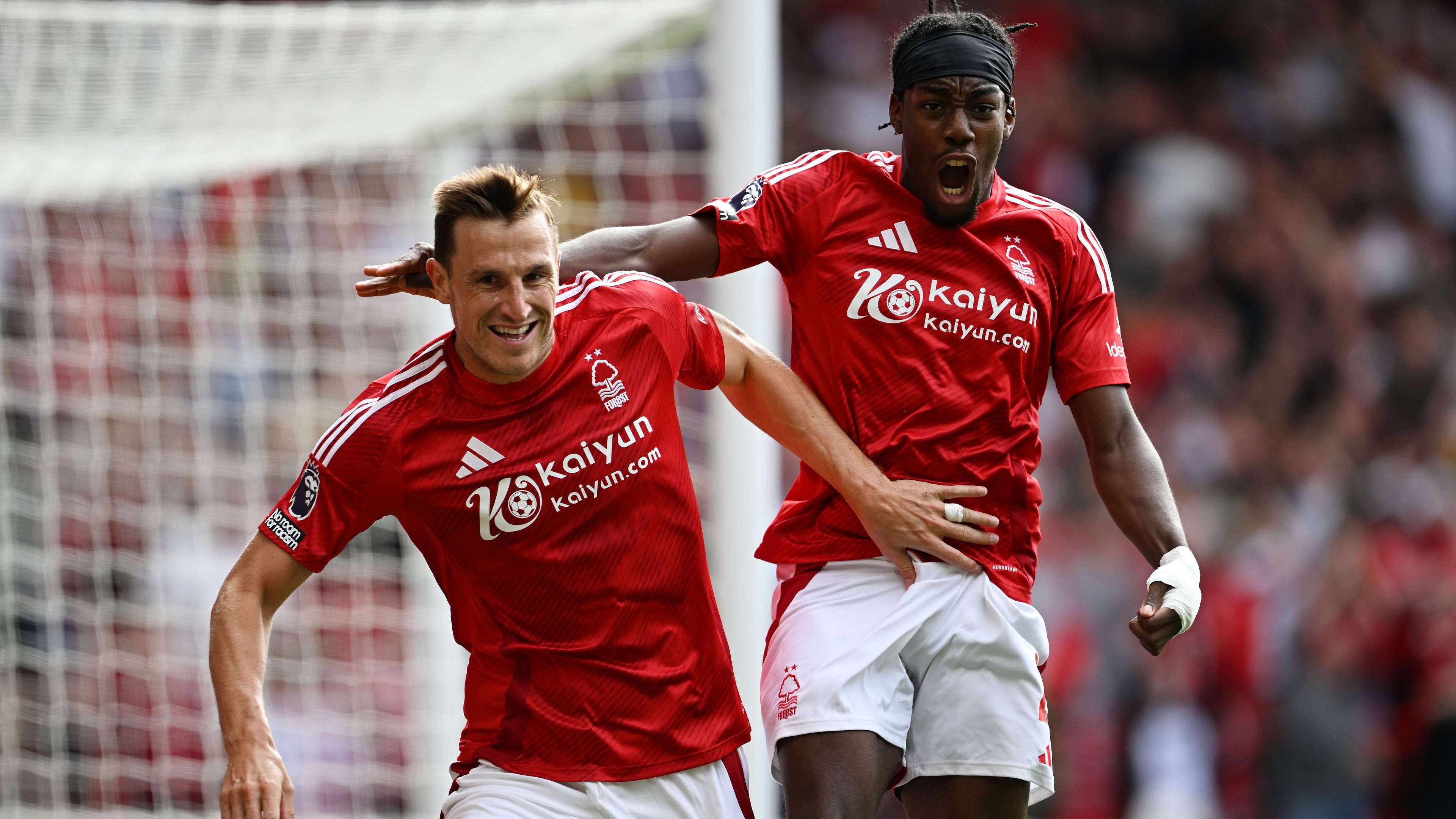 皇马考虑斯卡洛尼为安切洛蒂接班人之选但国家队主帅身份引争议